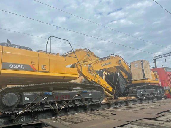 Перевозка негабаритной дорожно-строительной техники морским и железнодорожным транспортом - Фото 13