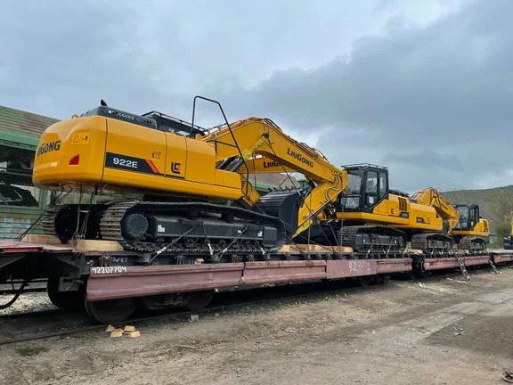 Перевозка негабаритной дорожно-строительной техники морским и железнодорожным транспортом - Фото 5