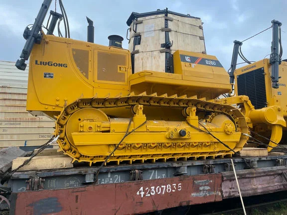 Перевозка негабаритной дорожно-строительной техники морским и железнодорожным транспортом - Фото 1