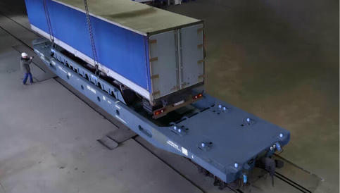 Специализированные платформы для перевозки техники