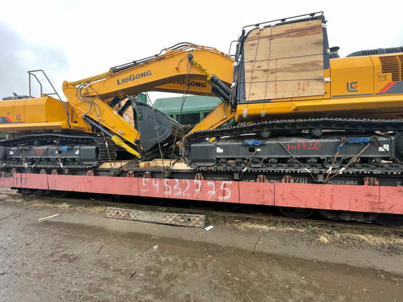 Перевозка негабаритной дорожно-строительной техники морским и железнодорожным транспортом - Фото 7